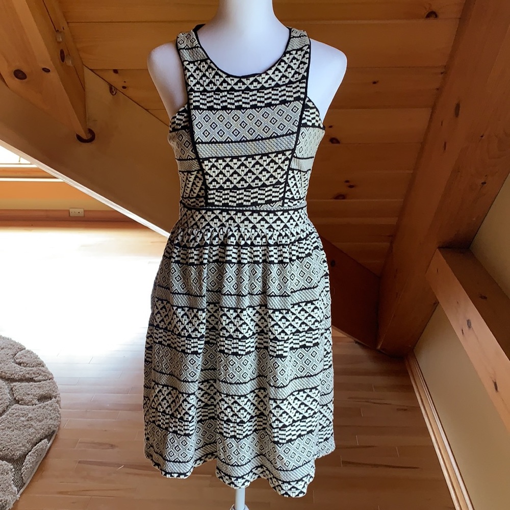 Black and white Dress